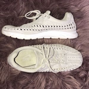 Nike Weave Suede Tennis Shoe